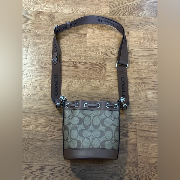 NWOT Coach Mini Bucket Bag In Signature Brown and Tan Canvas - Picture 3 of 15